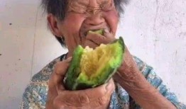 吃瓜抓妈妈,揭秘家庭温馨瞬间