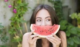 孩子在线吃瓜视频,孩子视角下的吃瓜视频盛宴