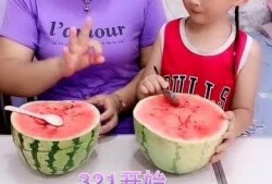 吃瓜抓妈妈,揭秘家庭温馨瞬间