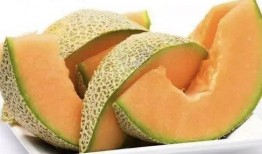 哈密瓜的瓜壳还可以咋吃,哈密瓜瓜壳的创意食用新法探索
