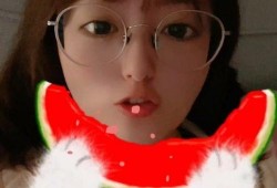 吃瓜女生壁纸,揭秘吃瓜女生壁纸背后的潮流密码