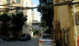 汾阳小区吃瓜,邻里琐事引发社区热议